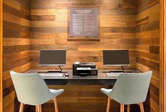 Гостиница Four Points by Sheraton Monterrey Airport