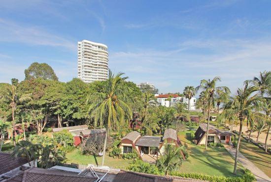 Гостиница Rayong Chalet Hotel and Resort