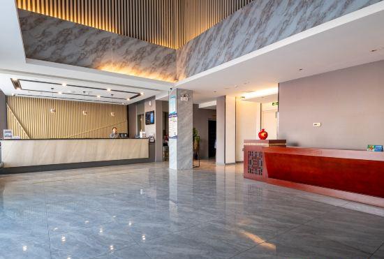 Rujia Business Hotel