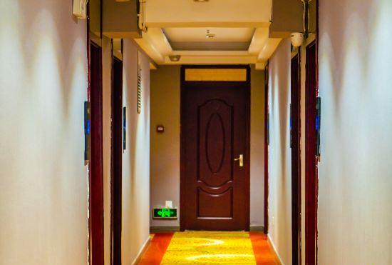 Xingzhu Yue Hotel (Zhuhai Jing'an Daxin Xinduhui Branch)