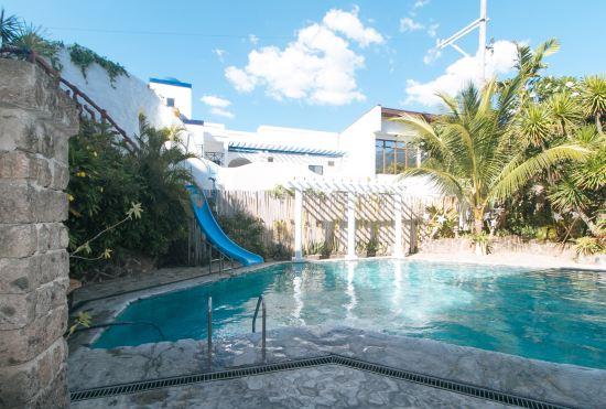 Гостиница RedDoorz @ Yahweh Spring Retreat & Resort Laguna