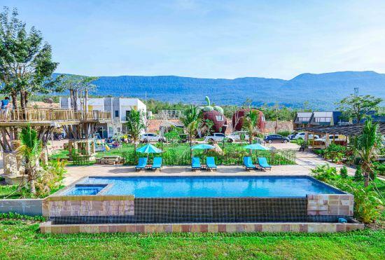 Hotel East Resort