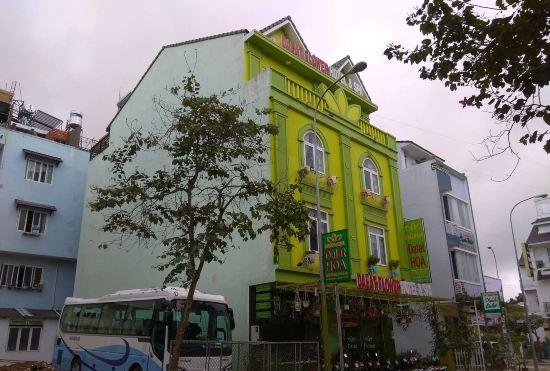 Dalat Flowery Hotel & Coffee