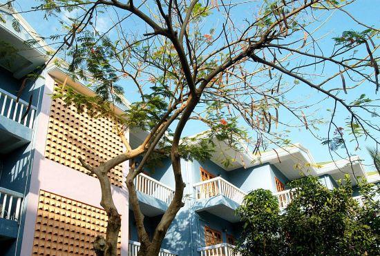 Hotel Palmira Beach Resort & Spa