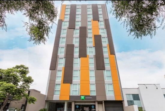 HOTEL IBIS STYLES LIMA BENAVIDES MIRAFLORES