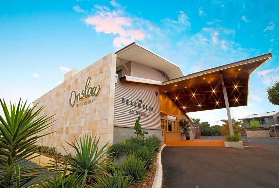 Hotel Onslow Beach Resort
