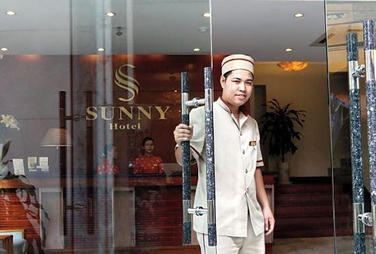 Sunny Hotel 1