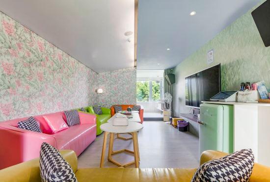 Гостиница Happiness Pink B&B