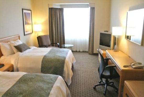 Гостиница Delta Hotels Prince Edward