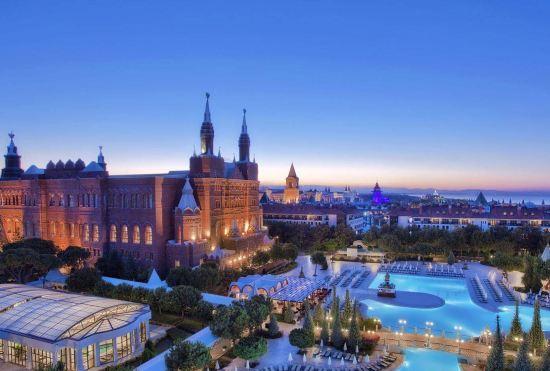 Hotel Kremlin Palace