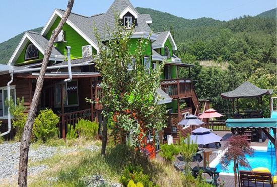 Гостиница Woojin Green Pension