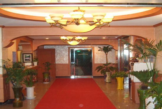 Гостиница Hadong Seomjingang Hotel