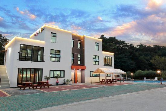 Гостиница Gyeongju on the Moon Poolvilla