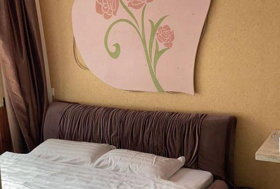 Qinxin Hotel