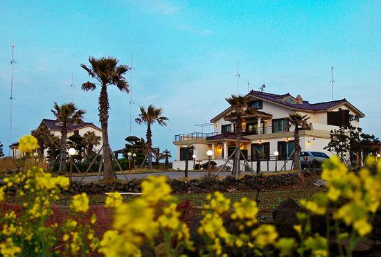Hotel Jeju Its Hill Pension