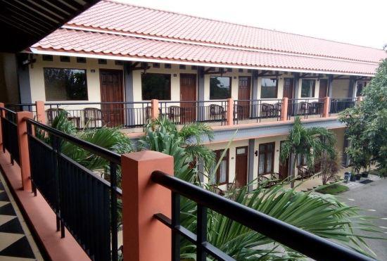 Гостиница Nirwana Hotel Bojonegoro