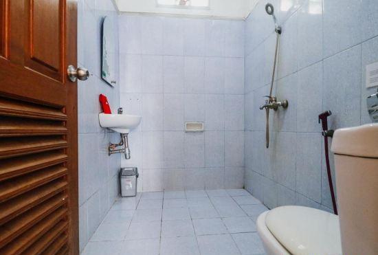 Гостиница RedDoorz @ Cibogo Puncak Bogor