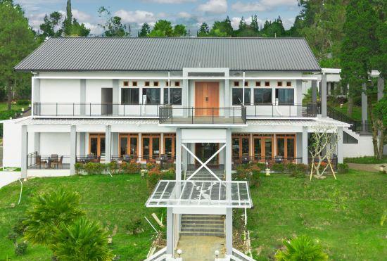 Гостиница Lembang Asri Resor