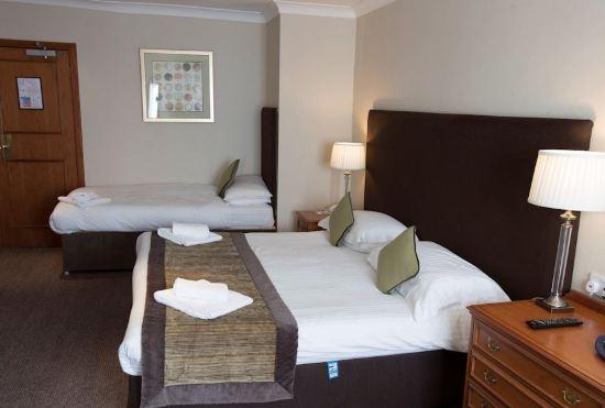 Гостиница The Angus Hotel & Spa