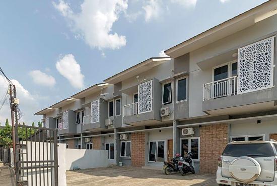 Гостиница RedDoorz @ Jalan Demang Lebar Raya Palembang