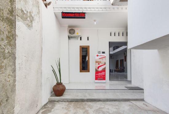 Hotel RedDoorz Near Pascasarjana Ugm 2