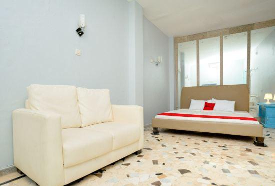 Hotel RedDoorz near RSUD Kota Mataram