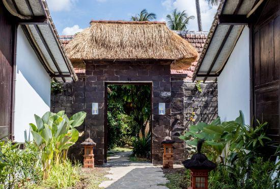 Hotel Canvas Escape Resort