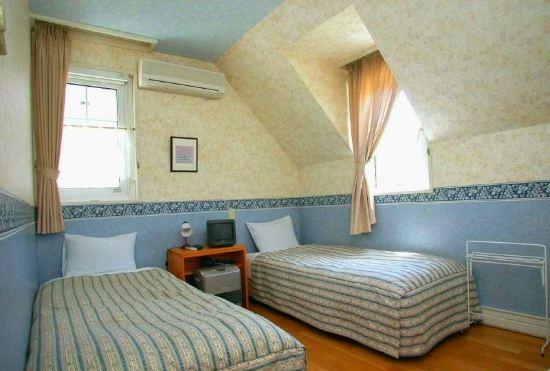 Гостиница Pension Castile