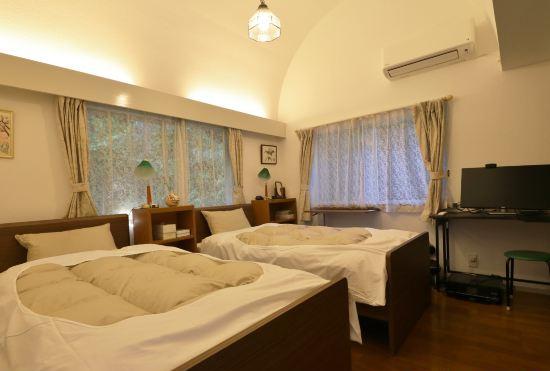 Гостиница Izukogen Onsen Yuyu Yuyu Villa
