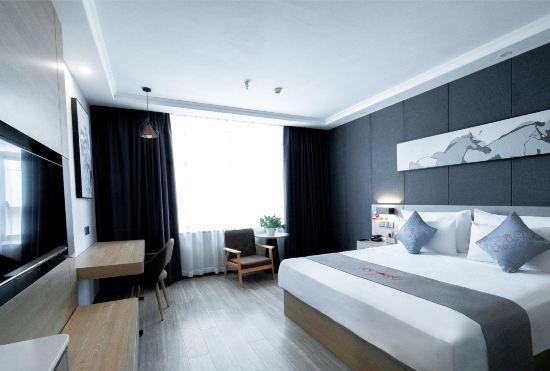 Yiyi Select Hotel (Tianzhu Station Jinfeng Park Branch)
