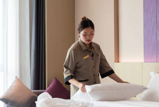 Lavande Hotel (Yunfu Luoding Branch)