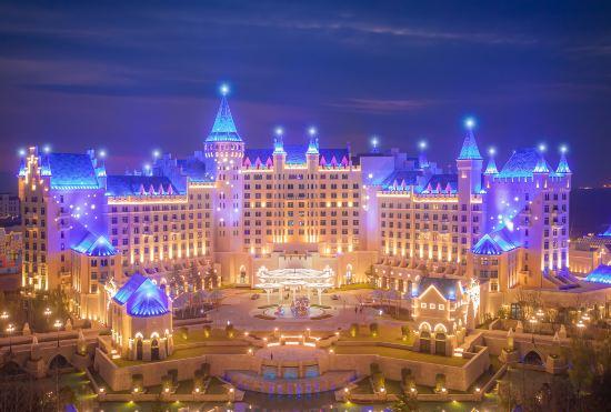Гостиница Zhengzhou Yinji Ice and Snow Hotel