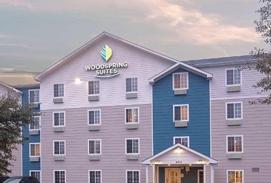 Гостиница Extended Stay America Select Suites - Charleston - North Charleston - I-526