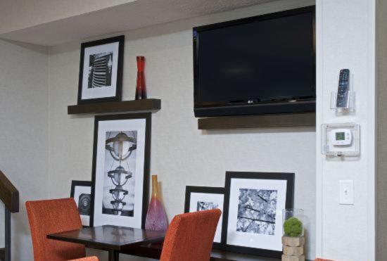 Гостиница Larkspur Landing Ann Arbor