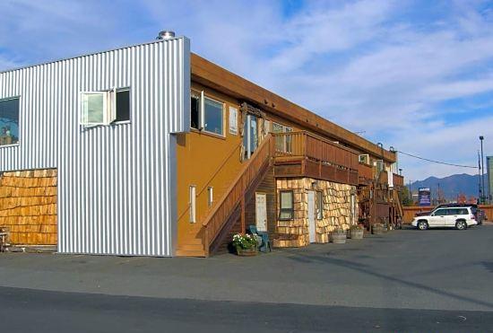 Hotel Qupqugiaq Inn