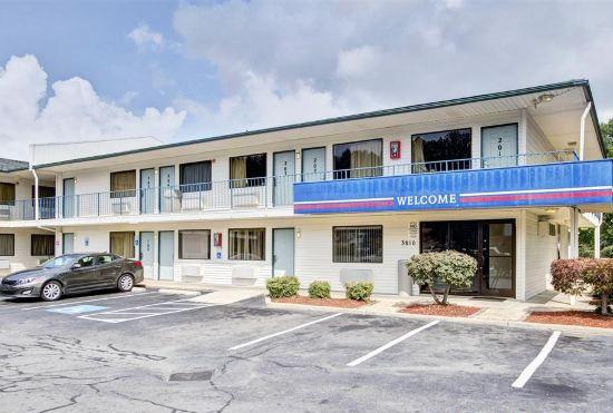 Hotel Rodeway Inn Winston Salem Route 52