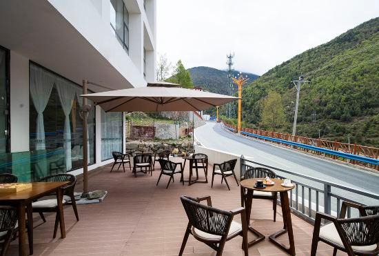 Гостиница Mushan Yingxue Private Tang Holiday Bieyuan (Kangding Branch)