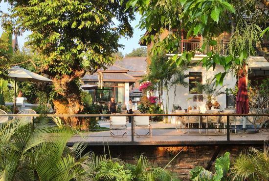 Гостиница Xishuangbanna Bohai Birch Tree Hot Spring Yunshu