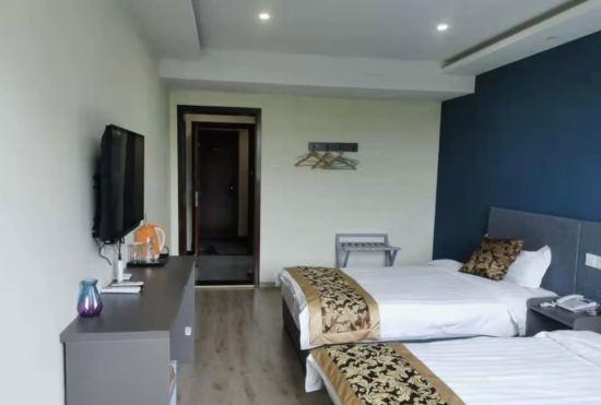 Гостиница Zhixiang Business Hotel