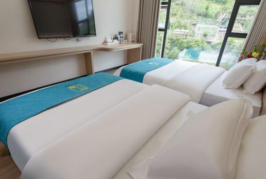 Fenglindu Hotel