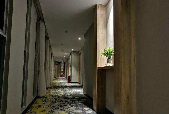 Гостиница Loft Inn(Shaoguan Xihe Sports Center Donggangling Store)