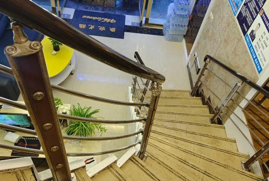 Гостиница Bijie Zelun Hotel