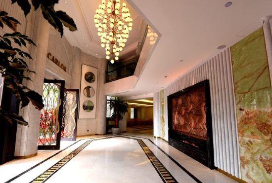 Carlos Hotel (Qingtian high speed railway station store)