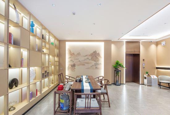 Positive gene e-sports hotel