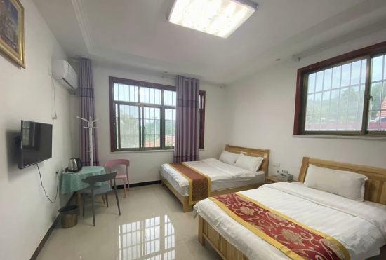 Гостиница Mengyin mountain cloud stream Inn