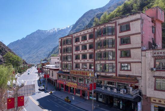 Yunzhi Hotel