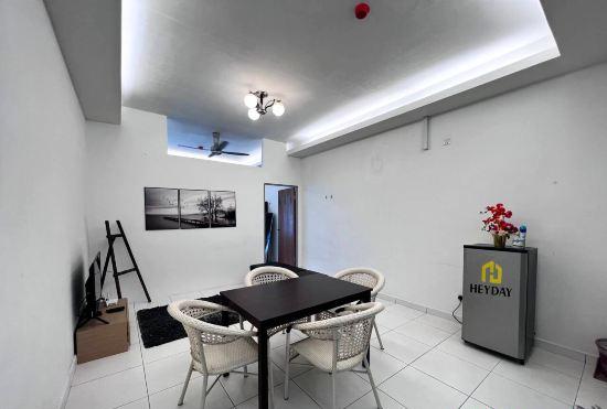 Гостиница Studio 1Bed Mount Austin @ 5min to Aeon Ikea