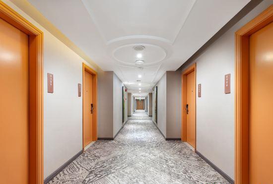 Vienna Hotel (Dongguan Changping Avenue)