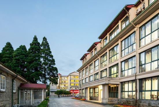 Гостиница Lushan Sanatorium of the National People's Congress