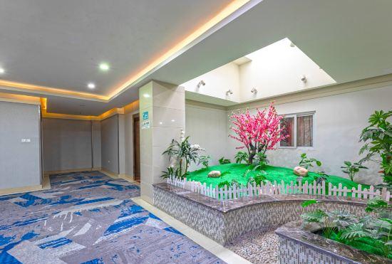 Гостиница Late Gui·Chujian Hotel (Rugaocheng Branch)